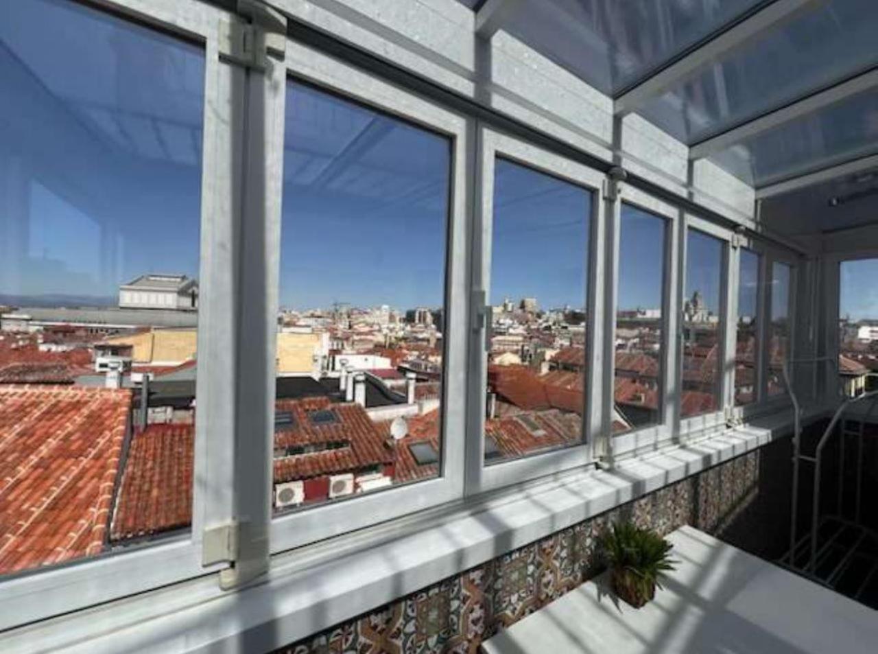 Apartamentos El Tiempo マドリード エクステリア 写真