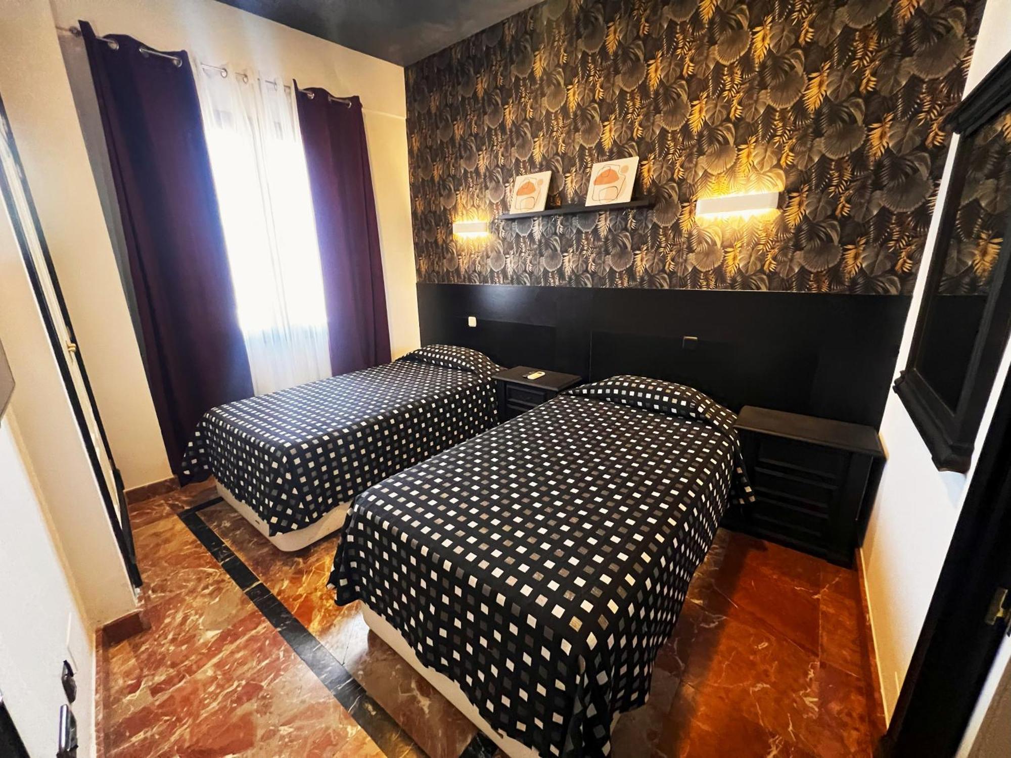 Apartamentos El Tiempo マドリード エクステリア 写真