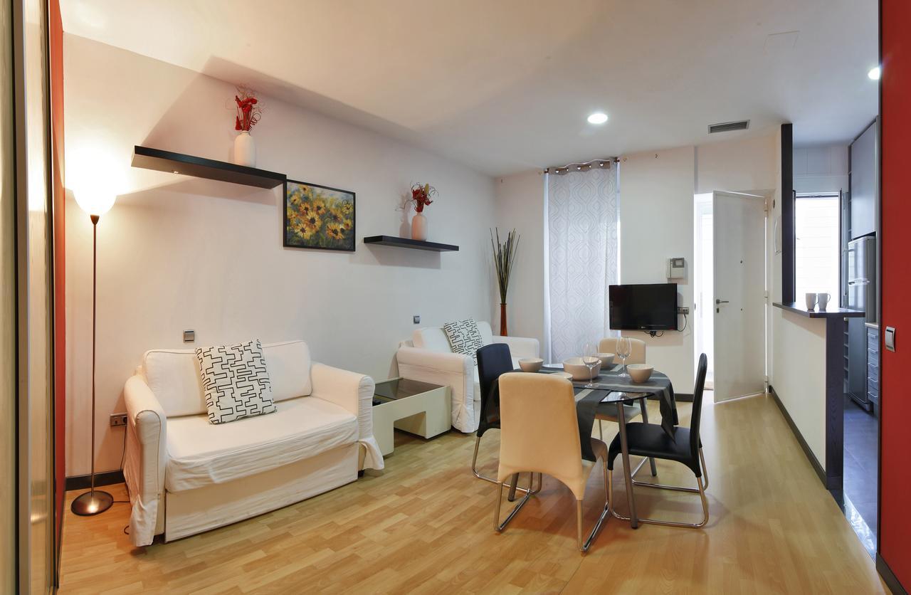 Apartamentos El Tiempo マドリード エクステリア 写真